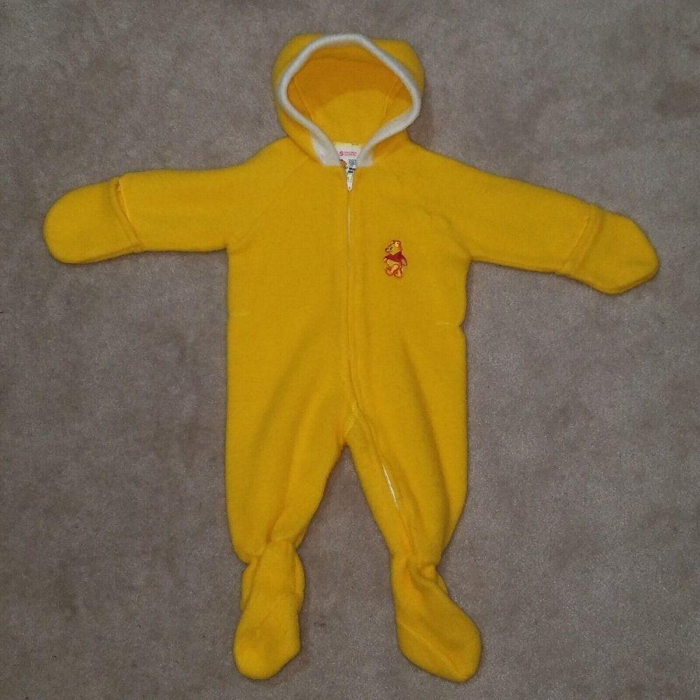 VTG Disney Winnie Pooh Yellow Hooded Sleeper Sears Roebuck & Co Small 15-20 lbs